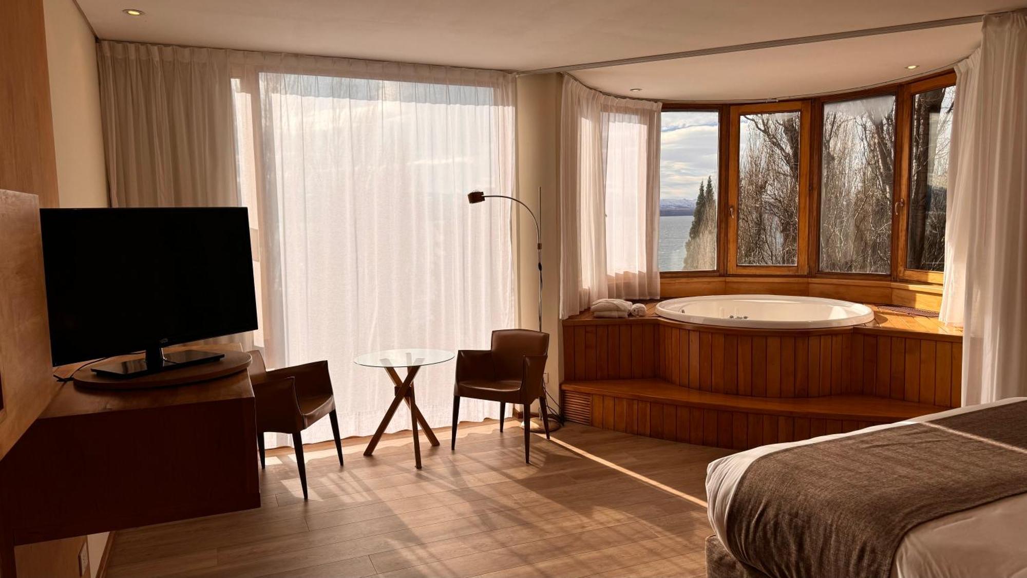 Hotel Design 4*